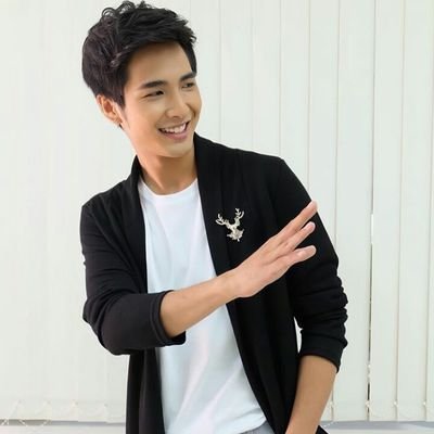 fcmacweerakaniz's profile picture. 