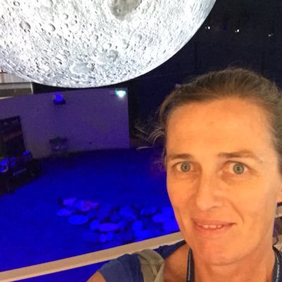 Science, STEM and French teacher having fun exploring edTech: Oculus/Lenovo VR, Google everything, EdPerfect, Quizlet, Duolingo, Hr of Code, Spheros.