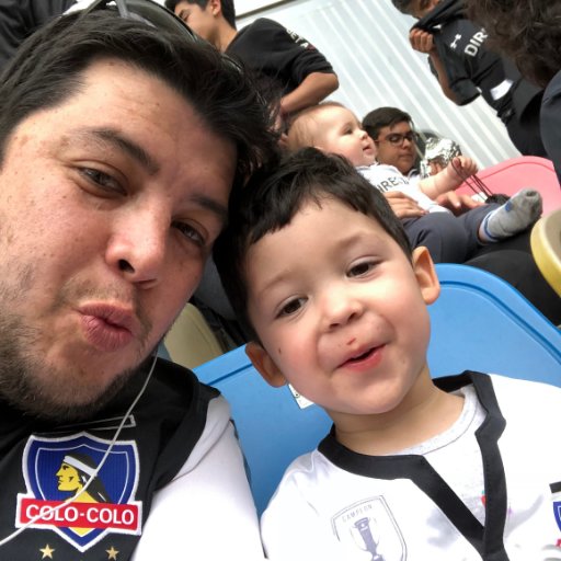 Ingeniero Comercial, Hincha del mas grande @colocolo . Caminando junto a Norma! papa de Agustín y Elisa.