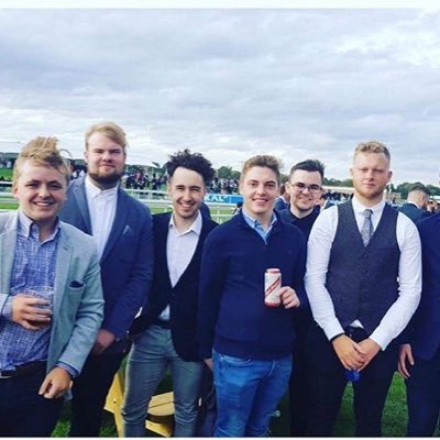 R4c1ng_J4ck's profile picture. The one in the glasses. Tip Idol 2020/21 Champ🥇@J4ck_C0u51n