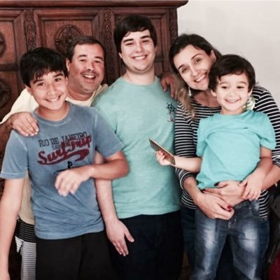 anapaulacastro2's profile picture. Mom, 3 boys, English teacher :)