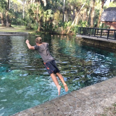 Sidneylarkin7's profile picture. 🐍