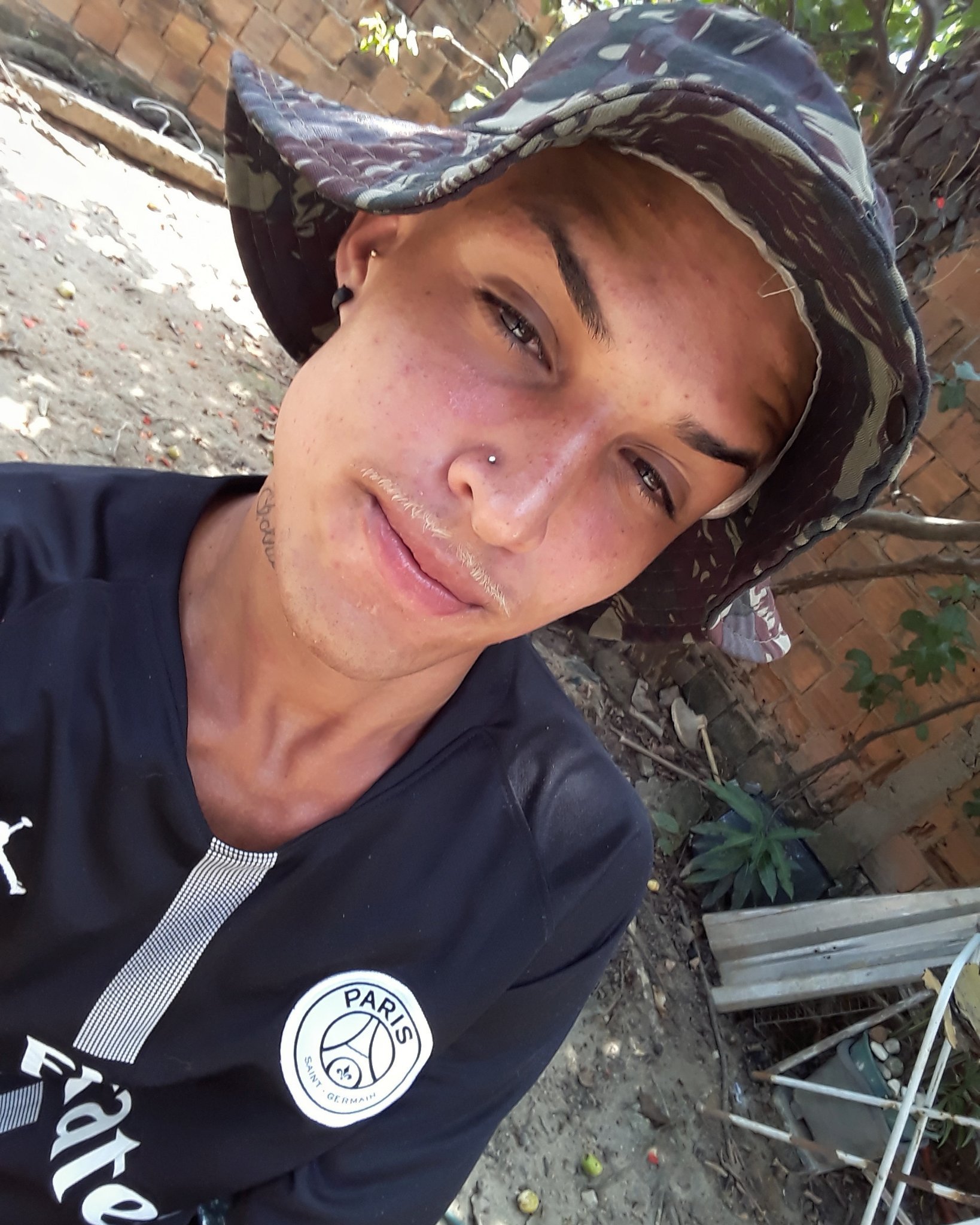 Evrs157's profile picture. Solteiro 😁 19 anos 😊
Wpp, 973687609 😏