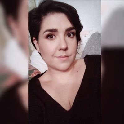 Berritzi's profile picture. Del Athletic. Comunicación Audiovisual. Colaboradora en la tertulia de @BilbosportRN