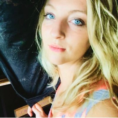 kuhn_molly's profile picture. trust the process 🙏🏻 work the hardest to earn the best ☯️