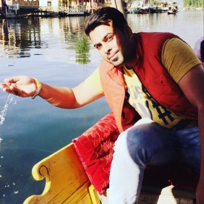 starrohitsinger's profile picture. singer#tracks#sohniye,kida katde aa din,jaan,miss beautiful
