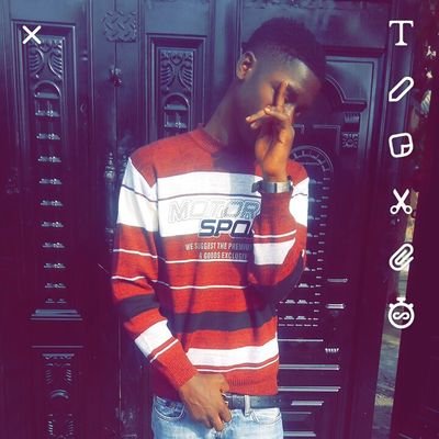 derry_ice's profile picture. 🔥Upcoming Artist🔥 turn on my notifications👍 Like, tweet, And comment....💬  FOLLOW ME PLEASE 🙏🙏 {one❤}
