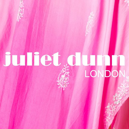 Sun drenched colour and global glamour.
A luxury beachwear resort brand for effortlessly stylish women who love travel and adventure.
