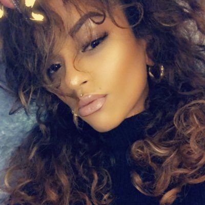 Bxtch_Pls's profile picture. 