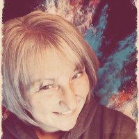 Susan Schroeder - @SusanSc09755416 Twitter Profile Photo