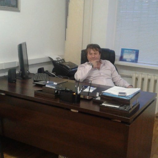 felQPmjDEle9AXZ's profile picture. 