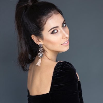 FMoffat's profile picture. Instagram: FRANCESCAMOFFAT