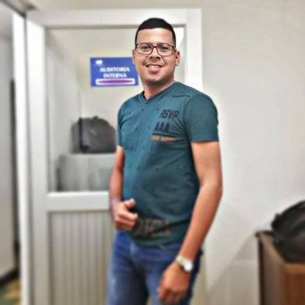 JosMont00267418's profile picture. 