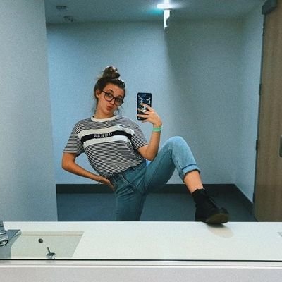 sstrsqd__'s profile picture. 16. and yeah thats it