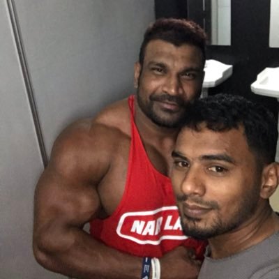 kiyasdeen13's profile picture. 