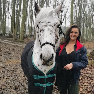 aimeerussell21's profile picture. 21 💫