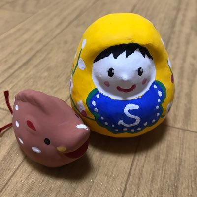 サチヱ お風呂のピンクカビにはエタノールが良いと聞いて 早速実験 スプレーして少しブラシで擦るだけでスッキリ 今までカビキラー使ってたので臭いや洗剤残りが気になったけど これは簡単でイイね O O ただし 掃除中は換気をしっかりしましょー