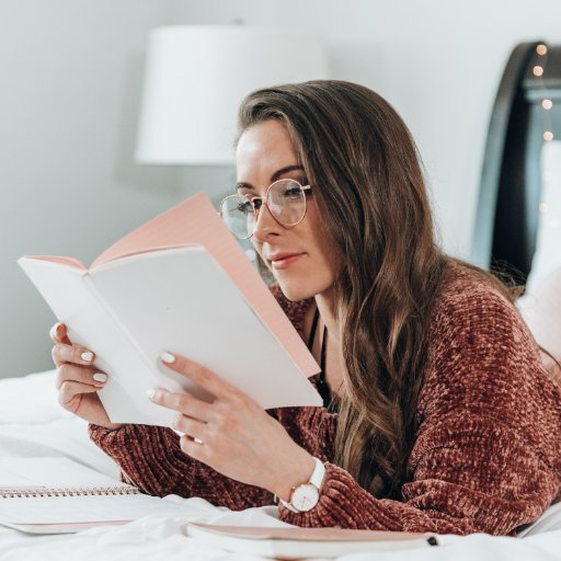 Booknotes6's profile picture. Learning  Sharing