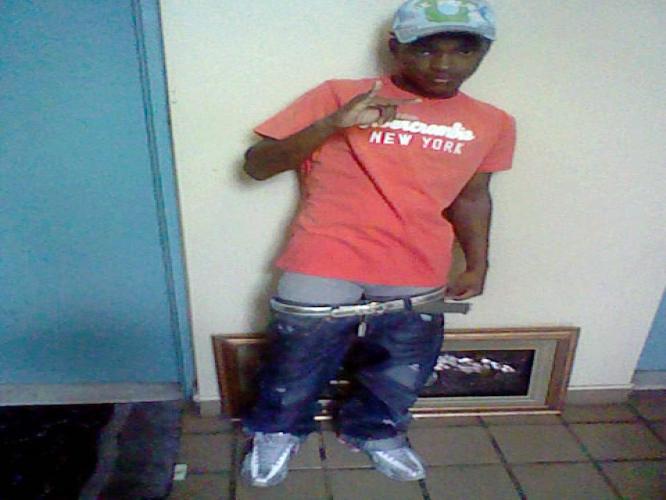 DaTyBoogieNigga's profile picture. Wen i die fuc it i wanna go to hill cuz ill dint da men upstairs would let u blow a El