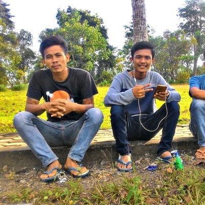 AsepMabez's profile picture. Bertahan dengan keadaan