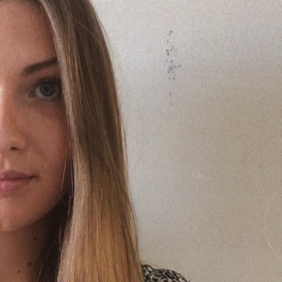 LefebureAxelle's profile picture. Snap: lefebureaxelle instagram: axellelefebure