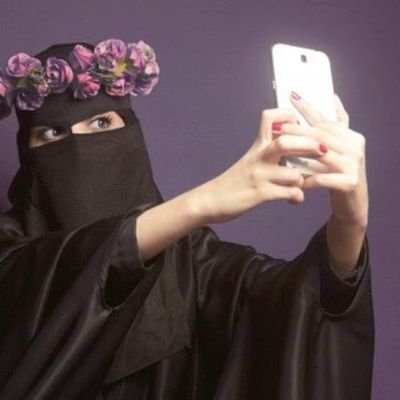 اخصائيه الطب البديل بشركه فوريفر ليفيج الامريكيه