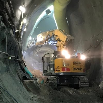 MineroelTW's profile picture. Moviendo botellines desde 1969