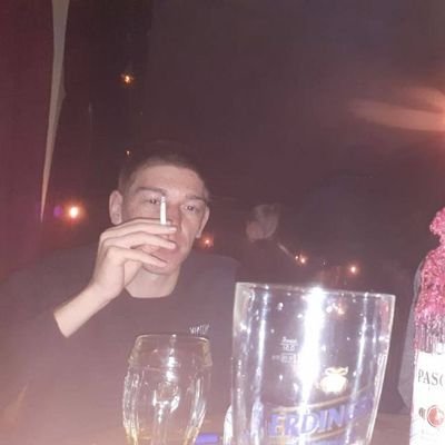 davrgnr's profile picture. text