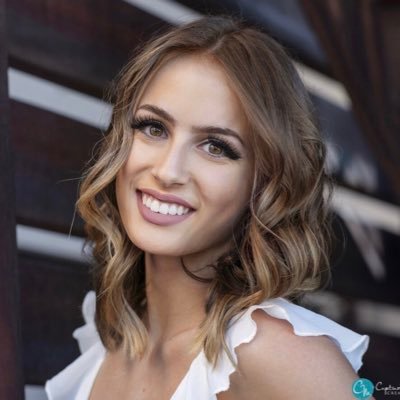 NalliSara's profile picture. university of minnesota dance team 💕