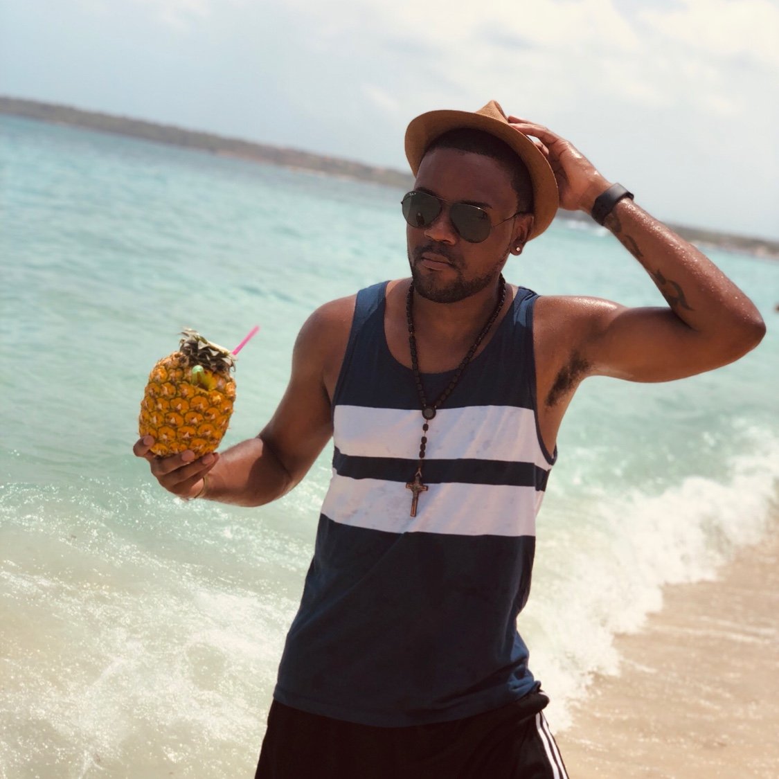 LL_R3LL's profile picture. Hustle Hard. Count your Blessings.