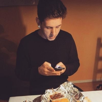 DryPotatoChipps's profile picture. •Twitch - DryPotatoChips/Insta - Matt.Wilton•

Stop asking what my tattoos mean they mean i look good naked
