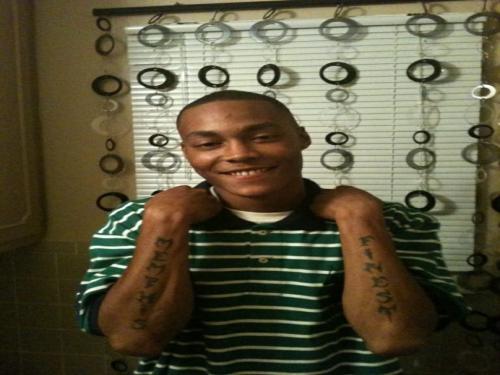 only1BBSMALL's profile picture. Shid still in school gettin dat free ass check....Workin my ass off errday~P.O.P~