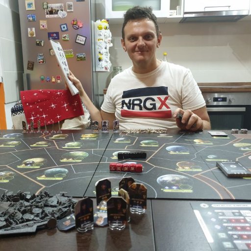 tux381's profile picture. 