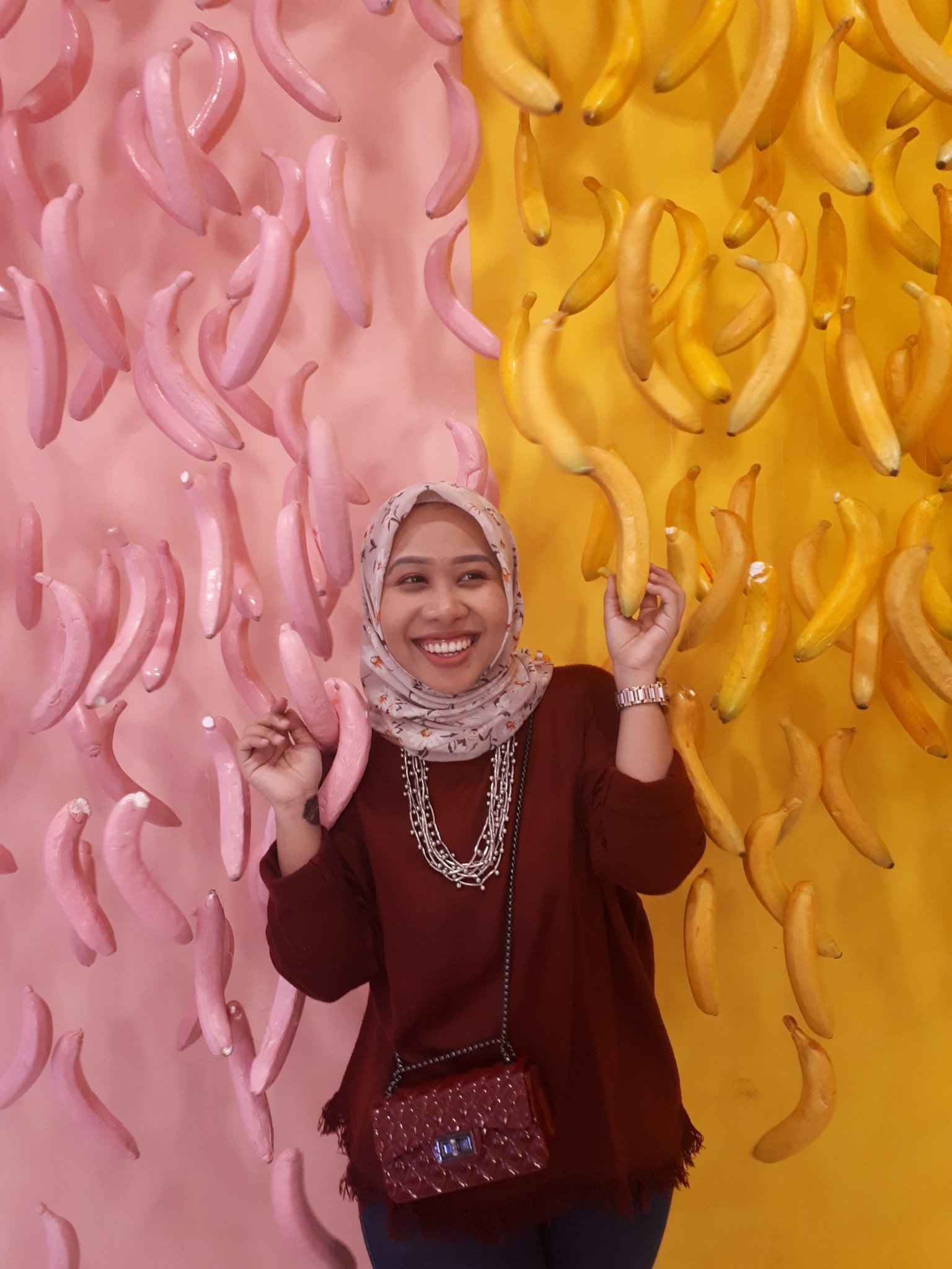 ninaiueo's profile picture. 