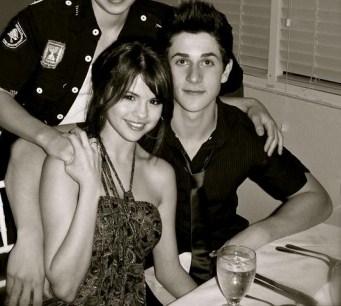 SelenaFakeGomes's profile picture. im selena i found my one true love he's so amazing @DavidHenrieFaux TAKEN (7-19-10)