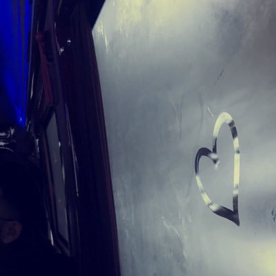 saraalatiwy's profile picture. 