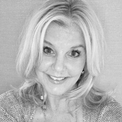 nataliehenrie's profile picture. Mother (to 4 dogs), Daughter, Aunt, Sister, Friend, Travel enthusiast, Real Estate Agent, Golfer, Sports Mad, Music Lover &, among other things, Fashion Addict.