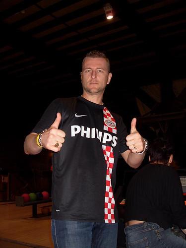 Qmen77's profile picture. Hobby´s: DVD kijken / Voetbal (PSV Eindhoven) / Music: Diverse