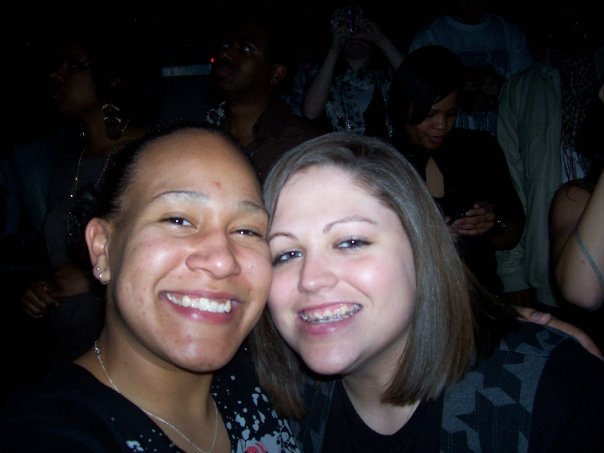 starot0826's profile picture. Live the life you love, love the life you live.