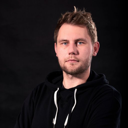 Design & Production. Co-founder of @studioecht & @bydesignconf.