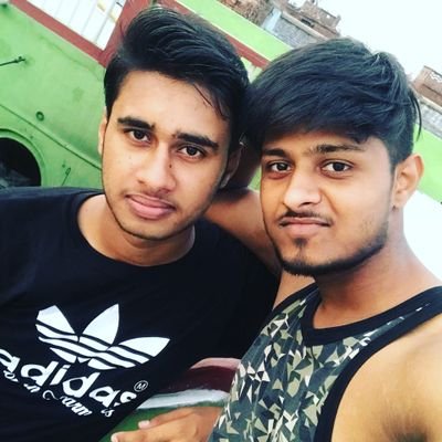 ayushkd_singh's profile picture. happy happy