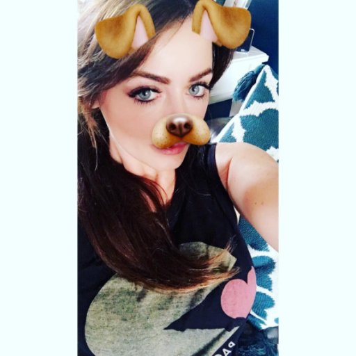 isabell22330364's profile picture. je suis une femme simple gentille, me fait 1.38 célibataire sans enfant je nantaise