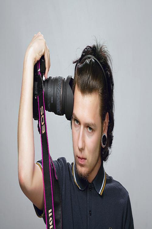 Snegph's profile picture. photographer