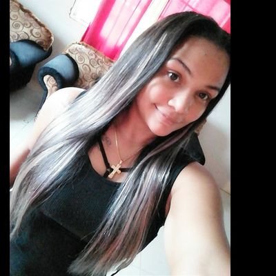 daysydrodriguez's profile picture. Venta de 👠👡👢👞👟👗👙🧥🛍️.           Cotiza 69156681.                                          Tenemos precios al mayor y detal 😎.      @TekilaShop 🐕