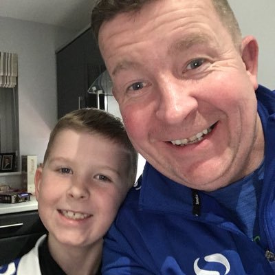 Husband, father of two kids and one Cockapoo, OAFC fan & Cycling fanatic, electrical contractor living the dream, loving life