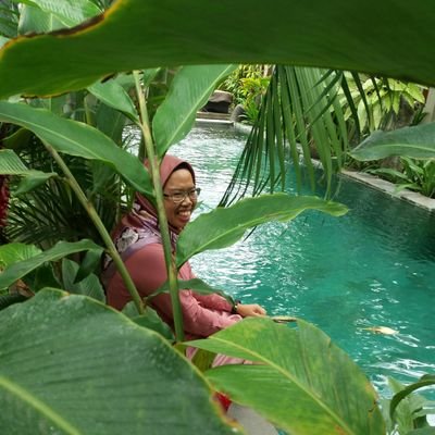 shyazadhalie's profile picture. Dis is d'real me | Jatuh cinta pada gerimis & pelangi | Booklover & Kdramaholic