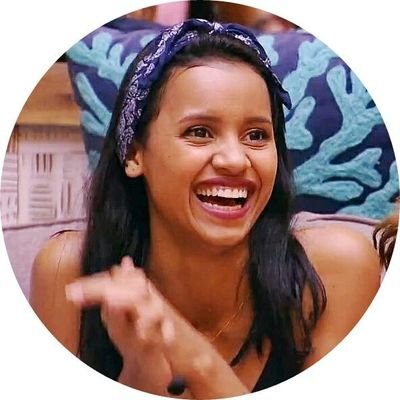 as enquetes sobre o bbb + contas globoplay.