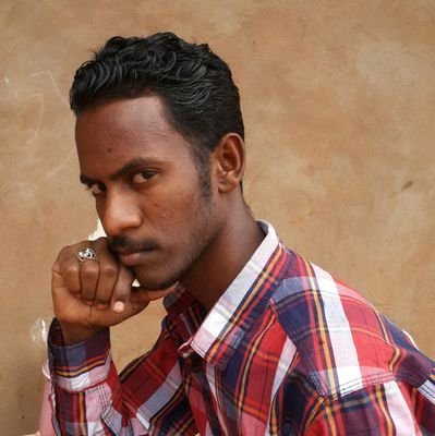 almudathir20's profile picture. ‏‏‏‏‏ايه في الدنيا غير لحظة حب حلوة