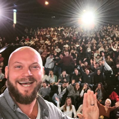 NicLecloux's profile picture. cofounder & cmo @ true fruits, autor #burgerunser, hrsg. #100schlüssel