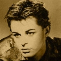 LaviedeJamy's profile picture. La vie de Jamy est un blog où Jamy (c'est moi) cause de maladie mentale. A noter que Jamy n'est pas psy, mais a simplement envie d'échanger sur le sujet.